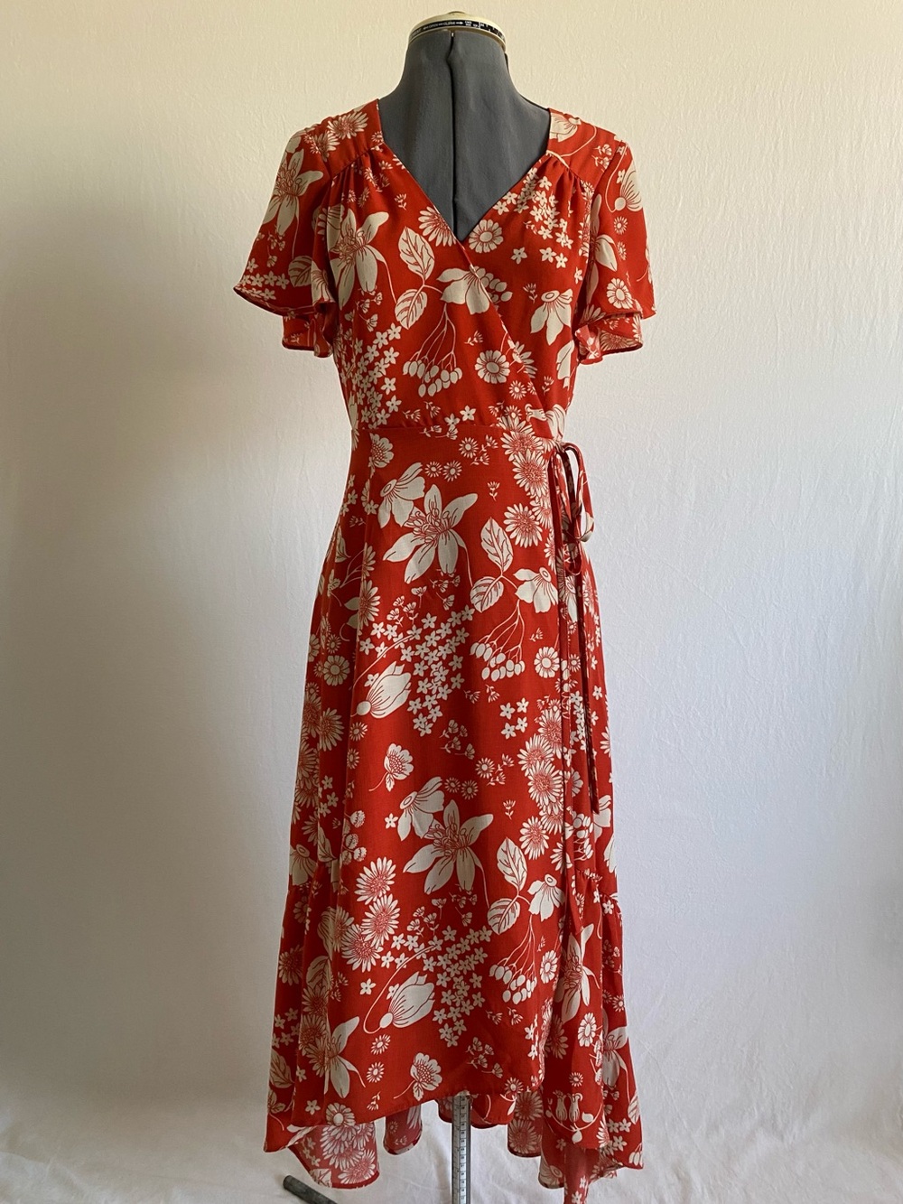 Urban Outfitters Floral Maxi Wrap Dress Size Large